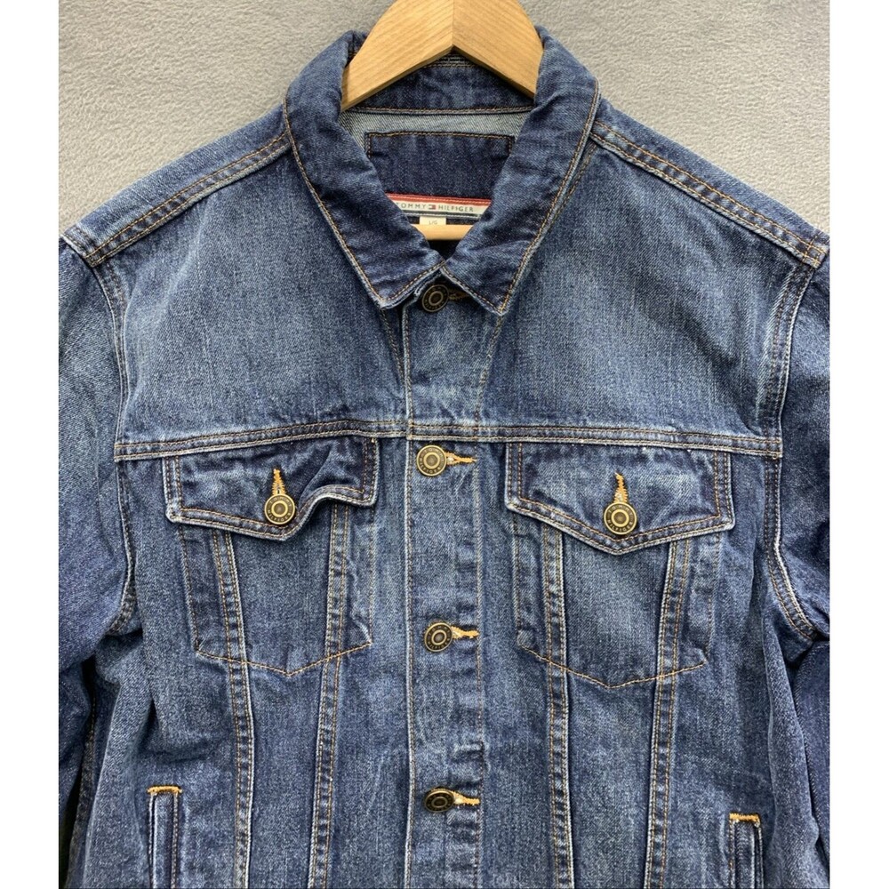 Tommy Hilfiger Denim Trucker Jacket Mens Distressed Blue Medium Wash Size Large - Picture 9 of 16